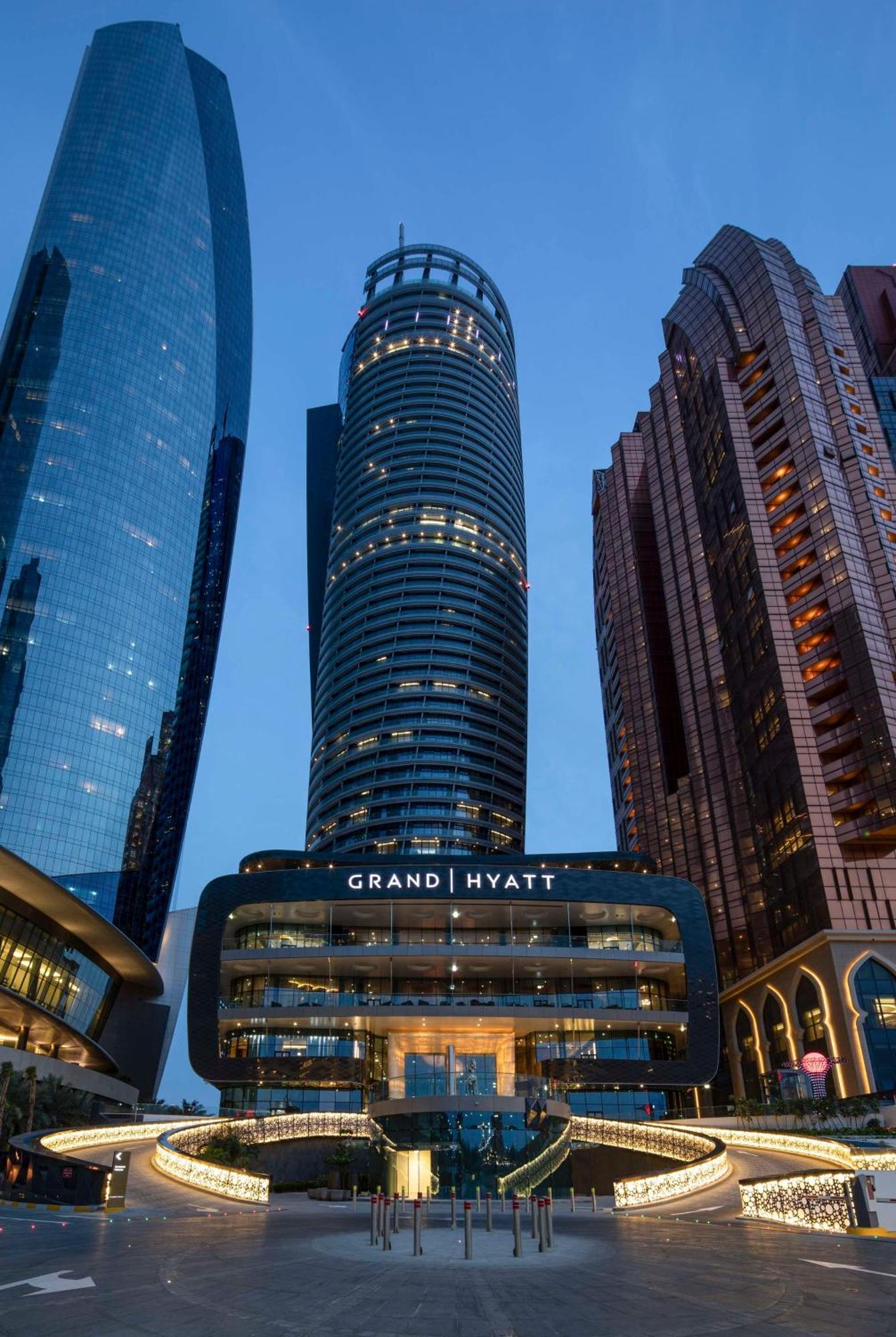 Grand Hyatt Abu Dhabi Hotel & Residences Emirates Pearl Exterior photo